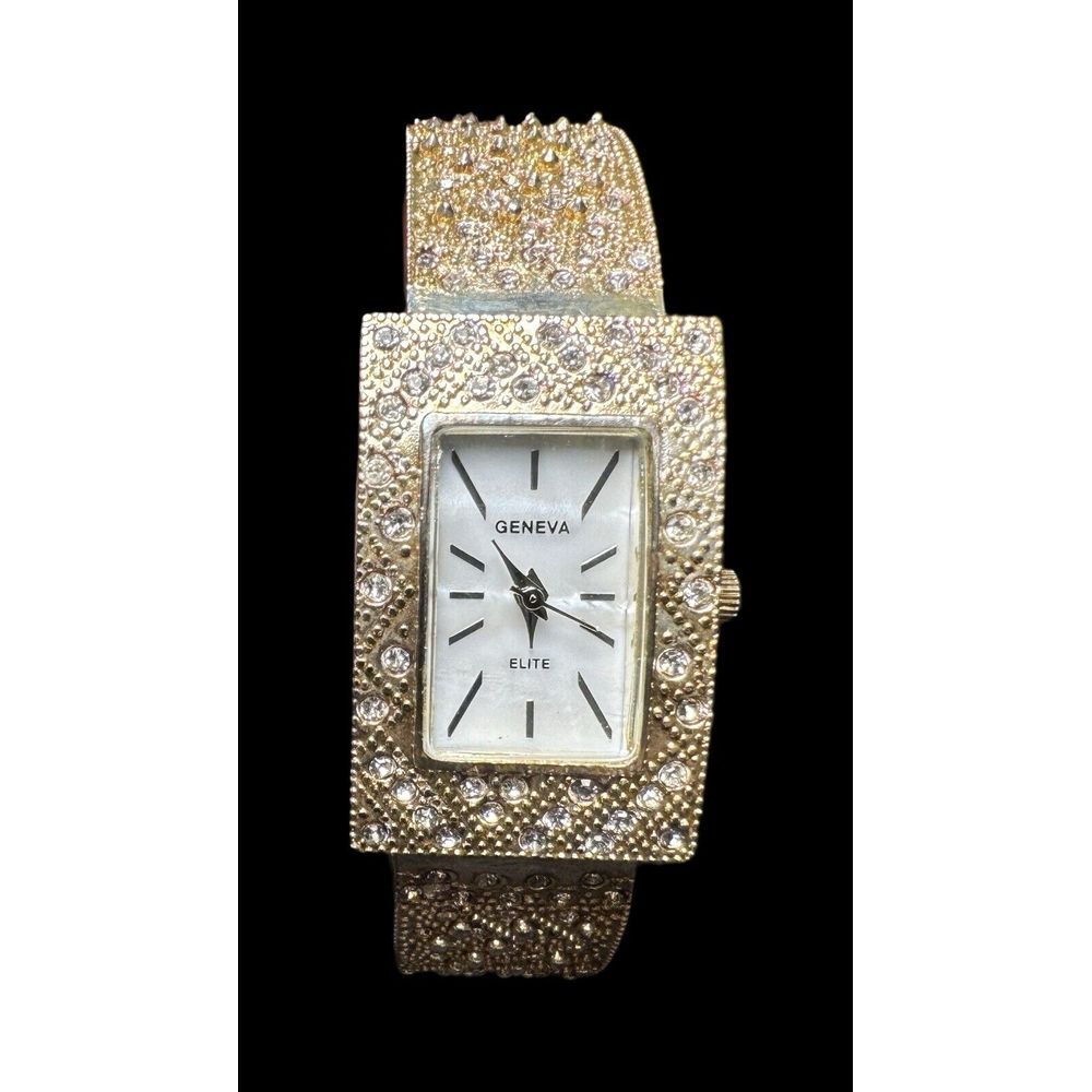 Vintage Geneva Elite Gold Toned Fashion Watch Bangle Costume Jewelry